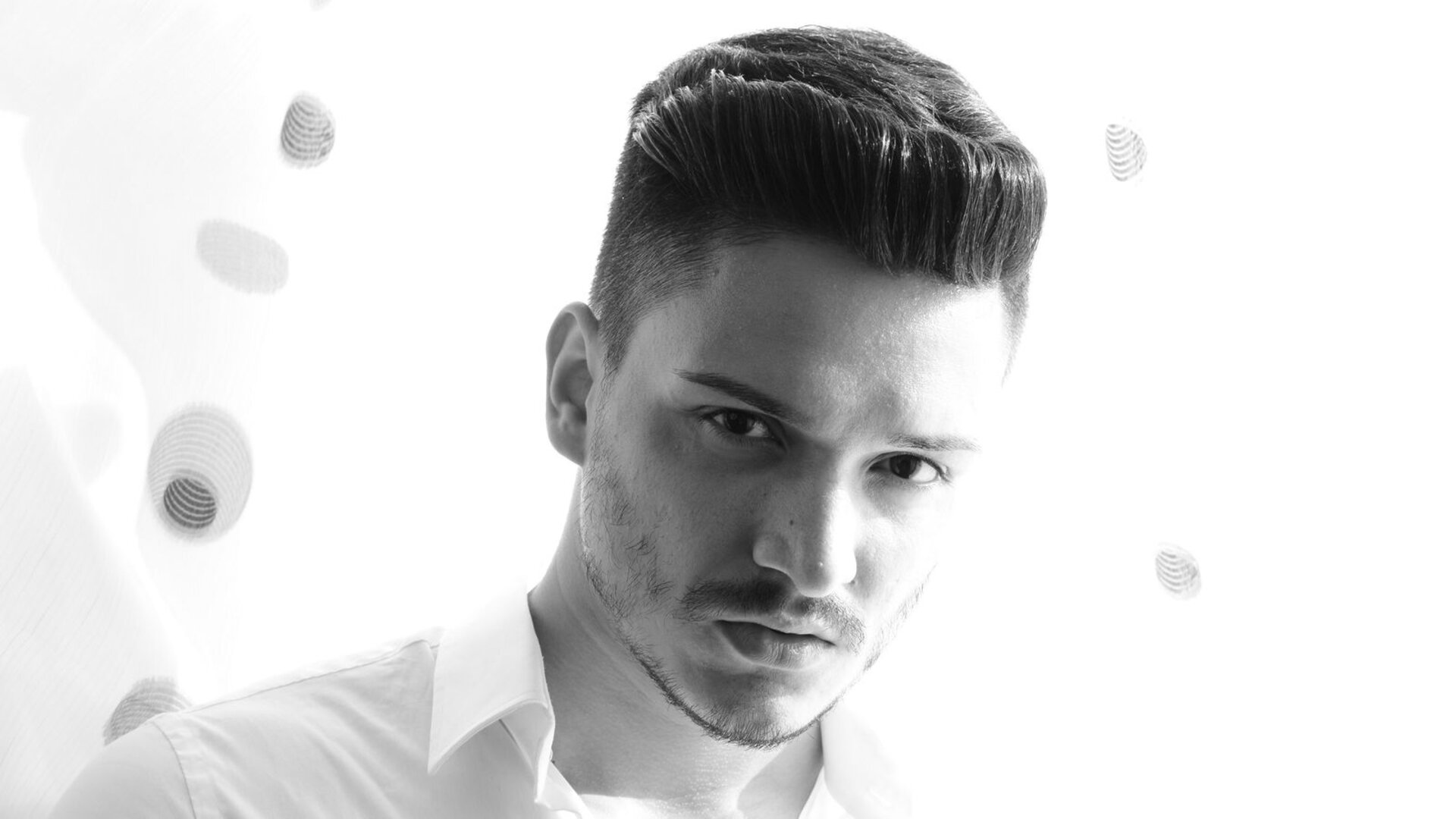 See AidanHunkX’s Cam Show Now