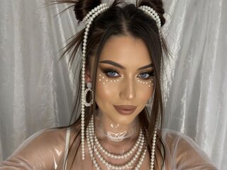 See Alice’s Cam Show Now