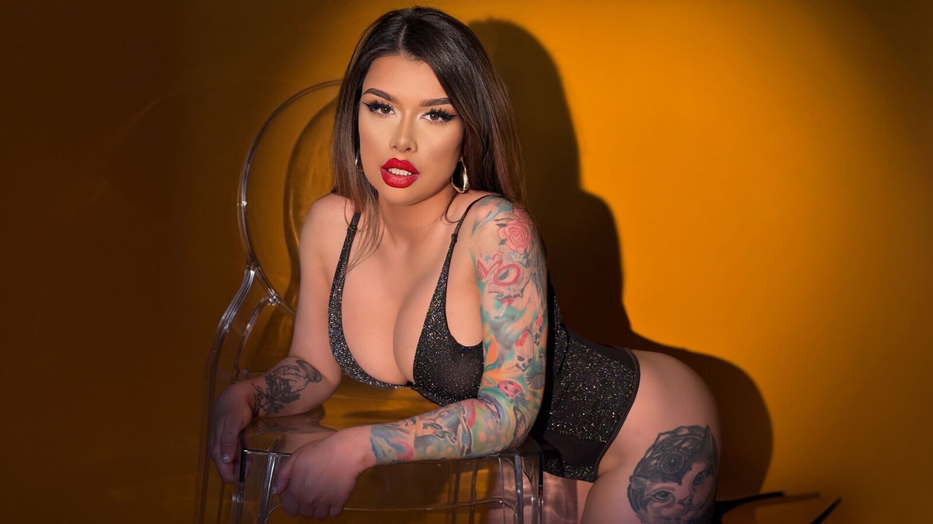 See CapriAndersen’s Cam Show Now