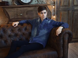 See DirkSmitt’s Cam Show Now