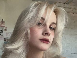 See JacintaSaad’s Cam Show Now