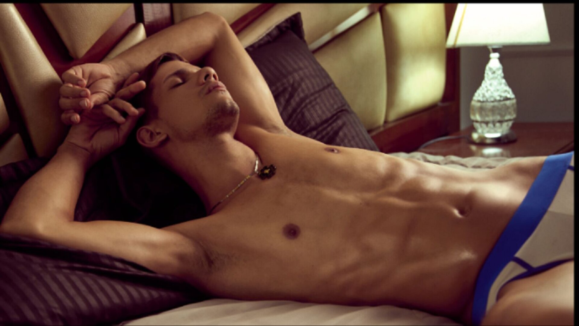 See JohnBraxton’s Cam Show Now