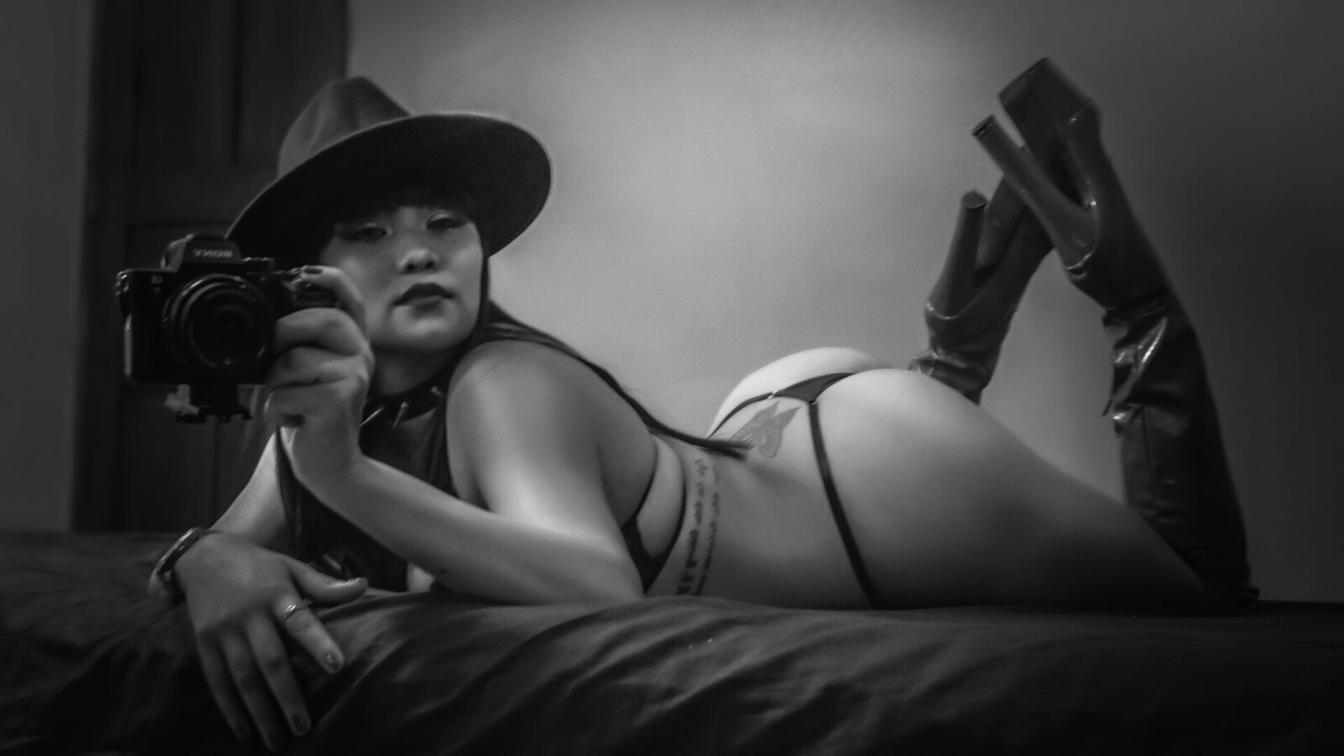 See MaeveSmitt’s Cam Show Now