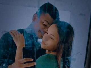 See MarianandAndy’s Cam Show Now